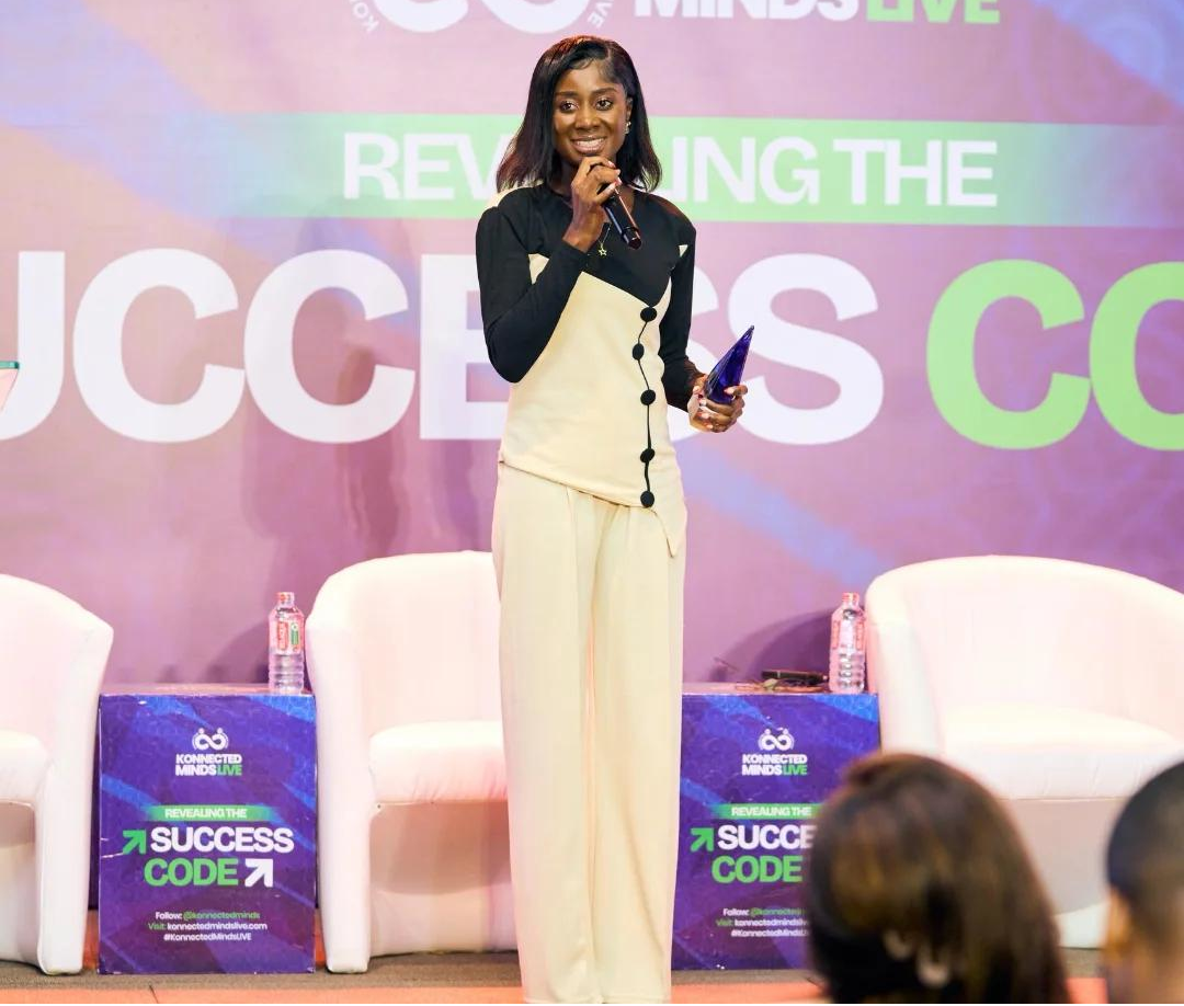 Albright Asare-Ayisi speaking at Konnected Minds Live